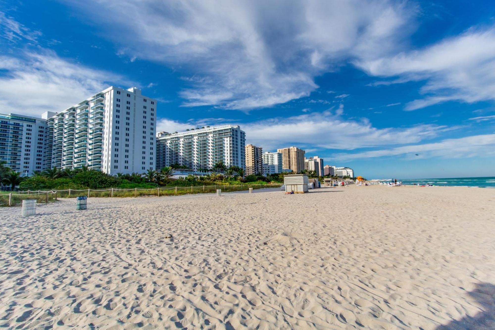 1 Hotel & Homes Miami Beach Oceanfront Residence Suites By Joe Semary ภายนอก รูปภาพ