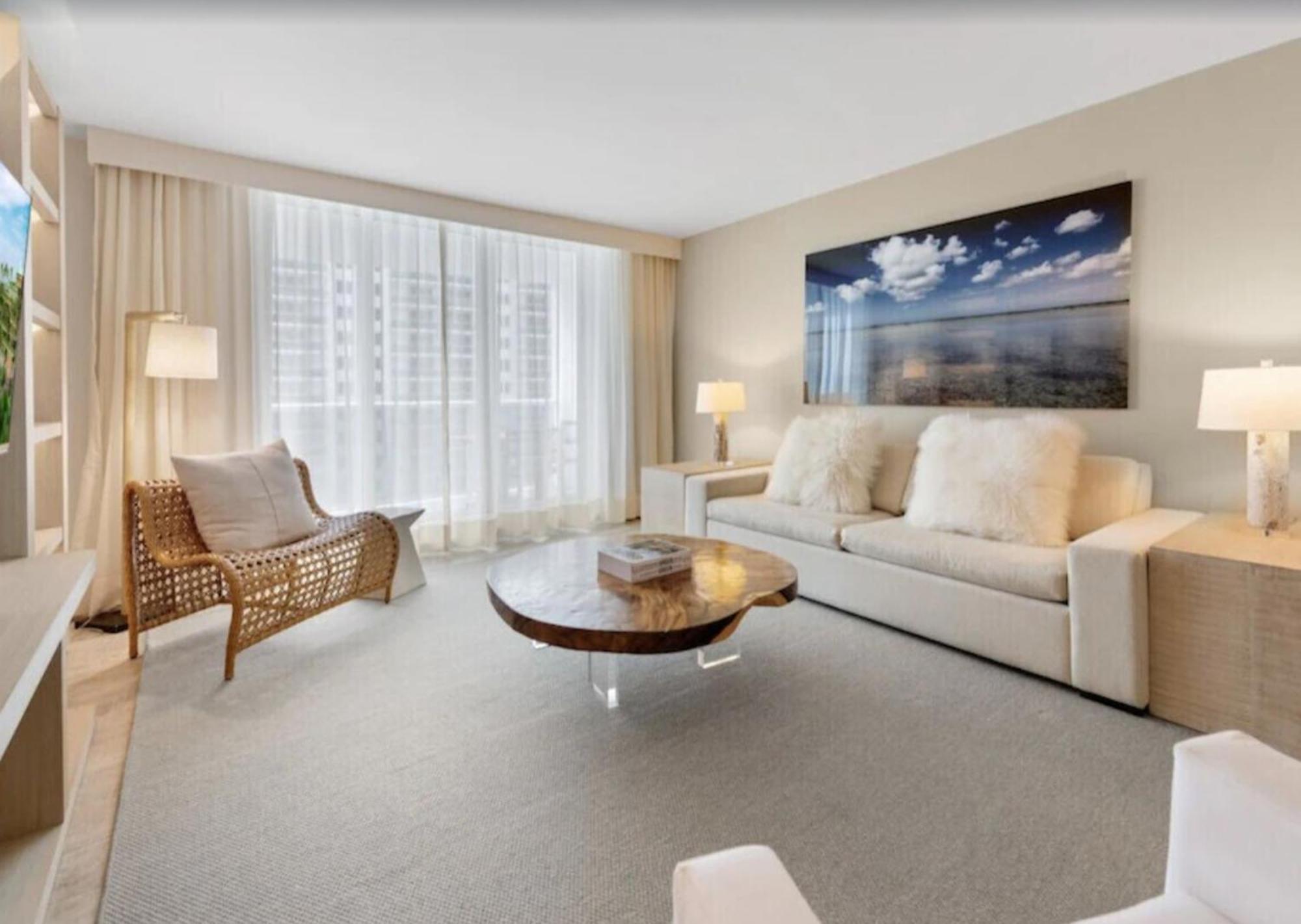 1 Hotel & Homes Miami Beach Oceanfront Residence Suites By Joe Semary ภายนอก รูปภาพ
