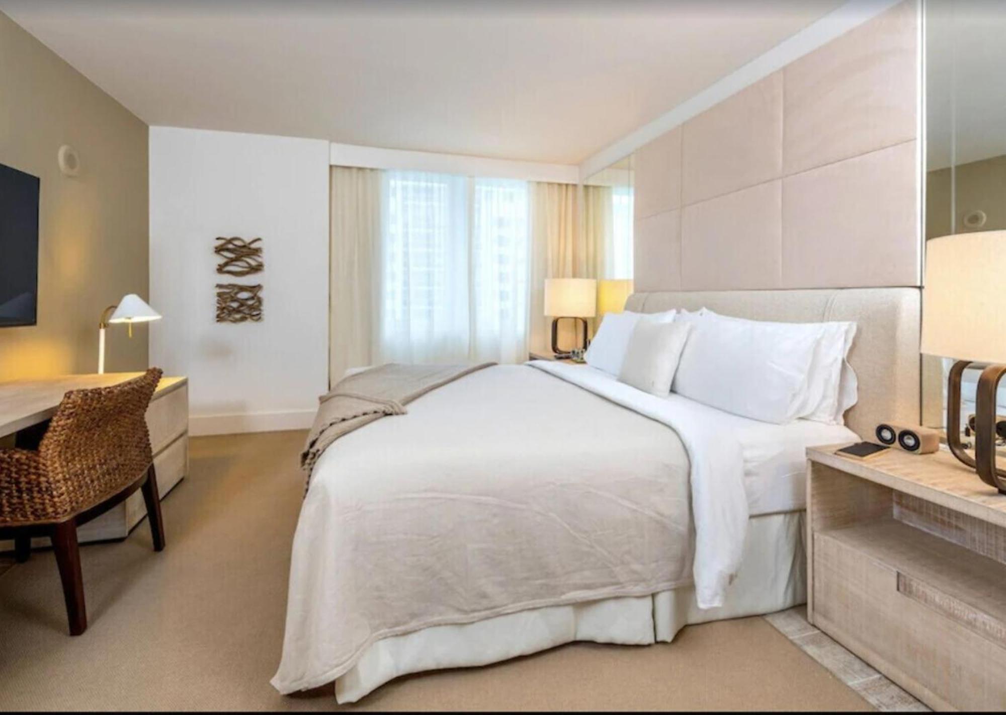1 Hotel & Homes Miami Beach Oceanfront Residence Suites By Joe Semary ภายนอก รูปภาพ